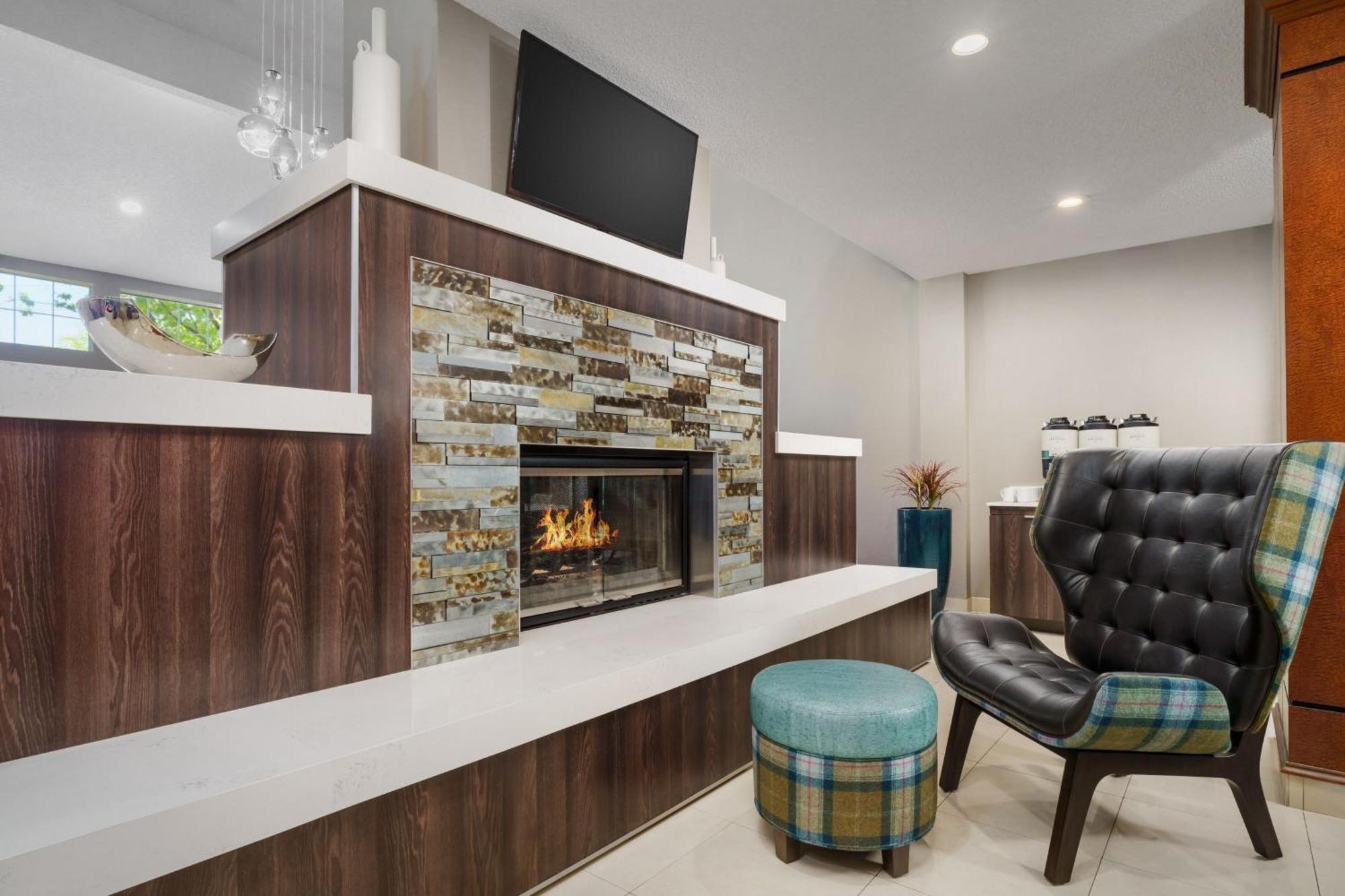 Residence Inn Seattle Northeast/Ботъл Екстериор снимка